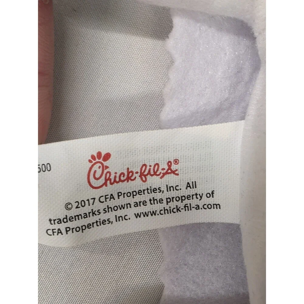 Chick-fil-A Cow Plush Stuffed Animal With Eat More Chicken Sign 2017